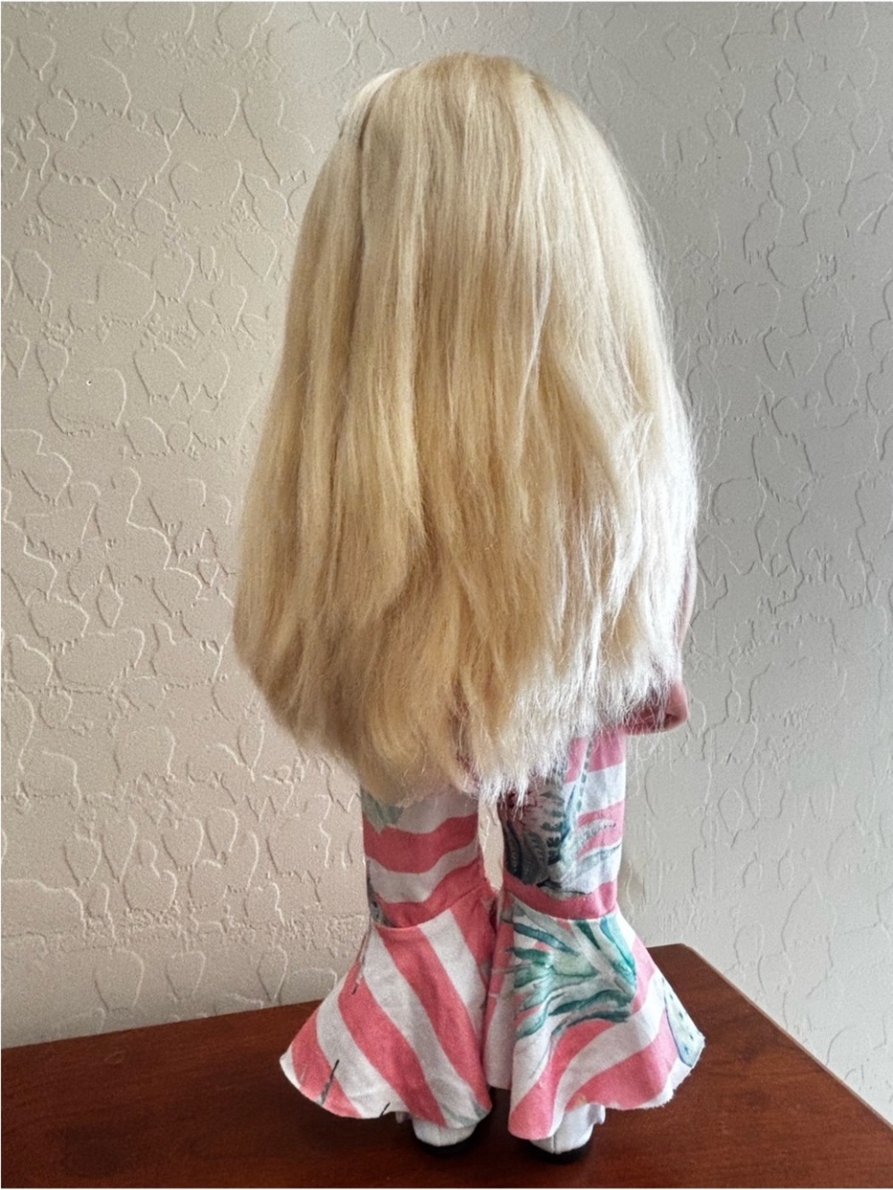 18" Fashion Doll - Boho Og Doll Hippie Festival Outfit Purse| Restyled |New - Picture 3 of 5